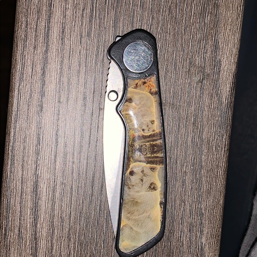 white wolves automatic/switch knife,, pocket size